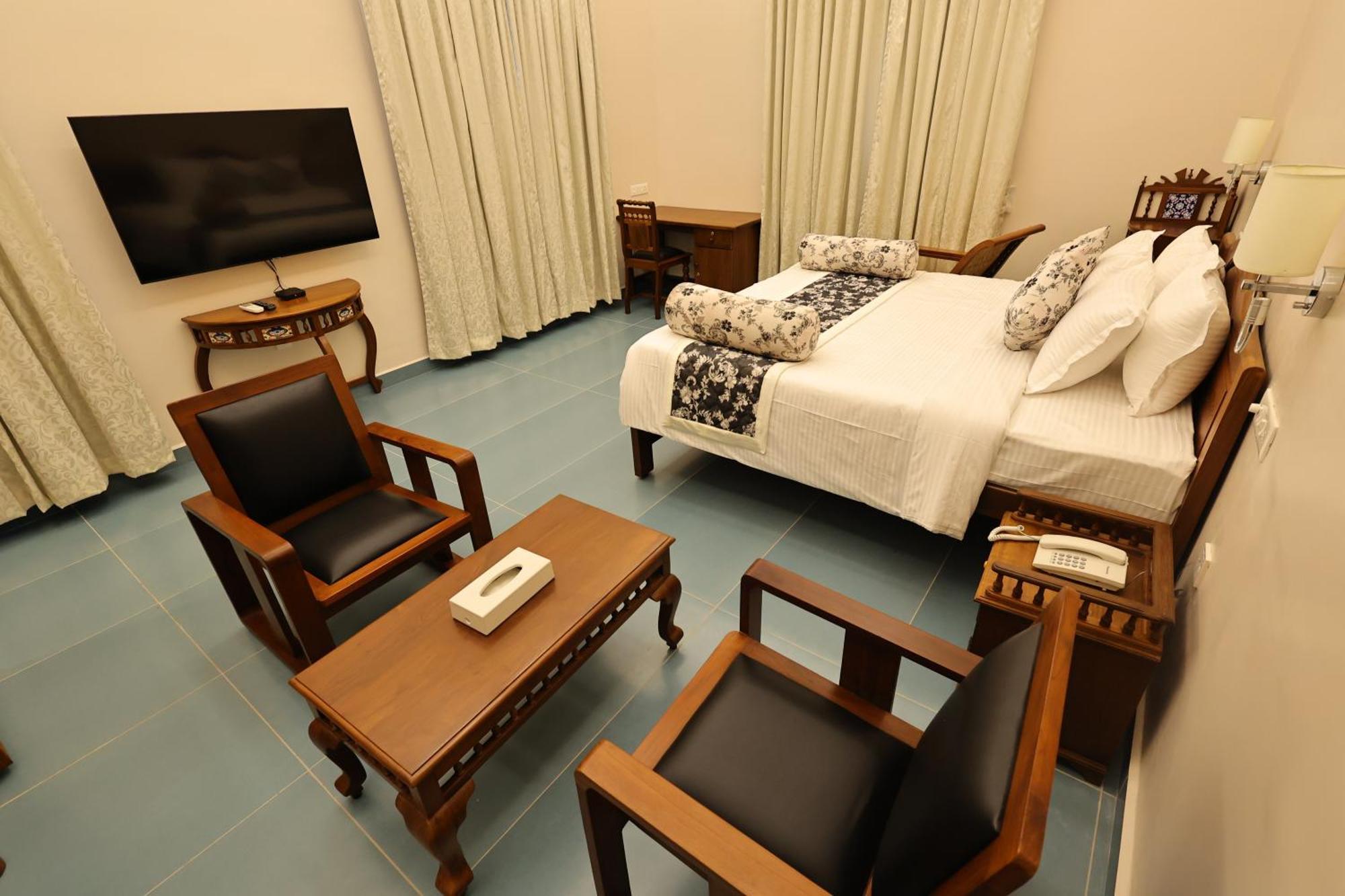 פונדיצ'רי Le Colonial Suites מראה חיצוני תמונה